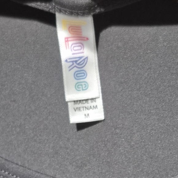 LuLaRoe Gray Graphic Tee - Picture 3 of 3